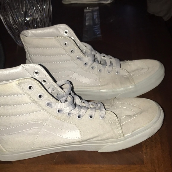 Vans - Picture 2 of 2